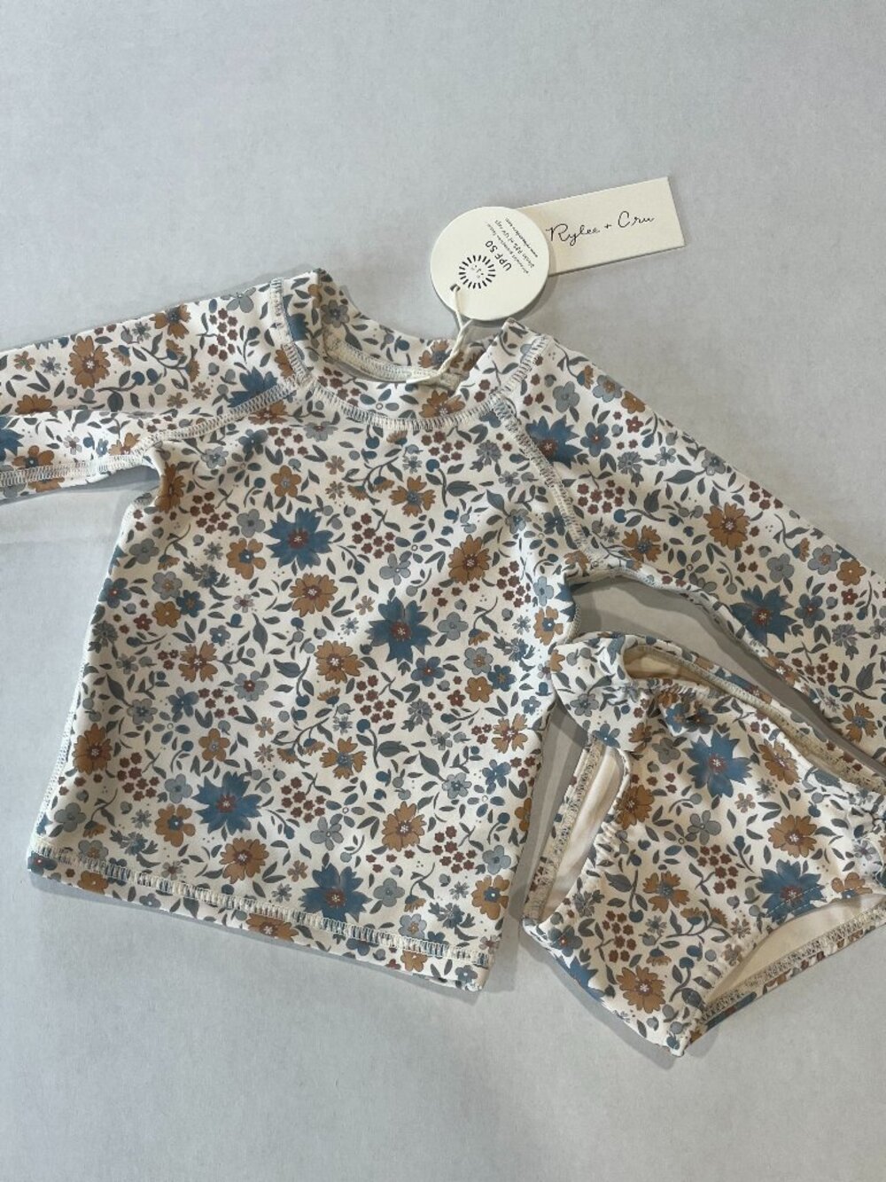 Girl - 0-3M - NWT Rylee + Cru Maryn Rashguard Bikini Set in Gardenia